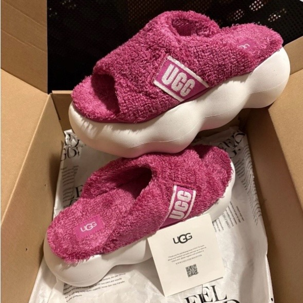 UGG Sugar Cloud Platform Sandals